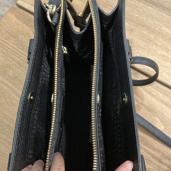 Kate spade black purse with shoulder strap - Picture 9 of 10